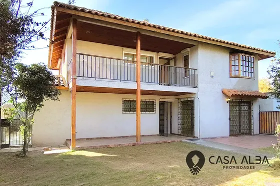 Casa Dublé Almeyda | 4 Hab / 3 B + Anexo | 200 / 300 M2