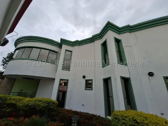 Casa En Venta San Jacinto Maracay 25-13969 Yb