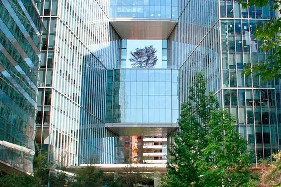 Arriendo De Luminosa Oficina En Núcleo De Nueva Las Condes