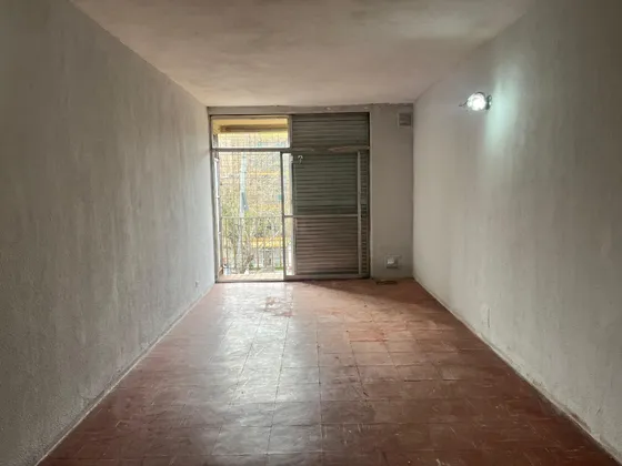 Departamento 3 Dormitorios Con Balcon En Alquiler. Barrio Rucci