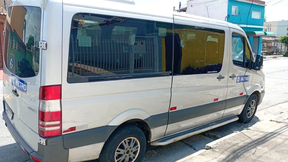Mercedes-Benz Sprinter Van 2018 2.2 Cdi 415 Standard Teto Baixo 5p — foto 4
