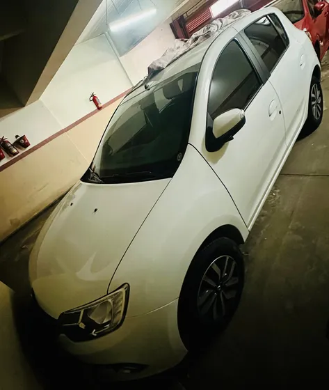 Renault Sandero 1.6 16v Intens