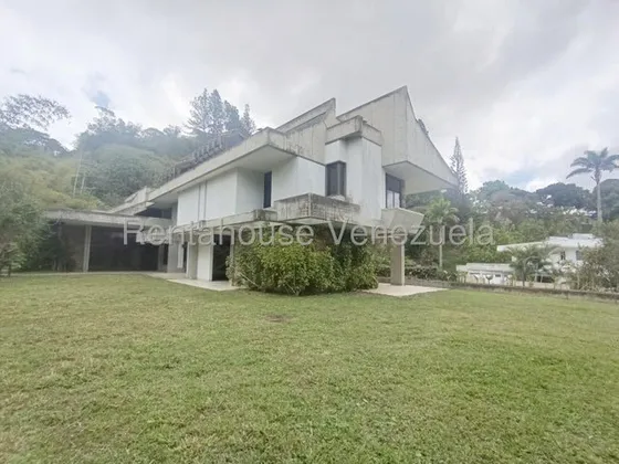 Tg Espectacular Casa En Venta En La Lagunita Country Club Para Adecuarla A Tu Estilo De Vida. 25-22284 Ys 