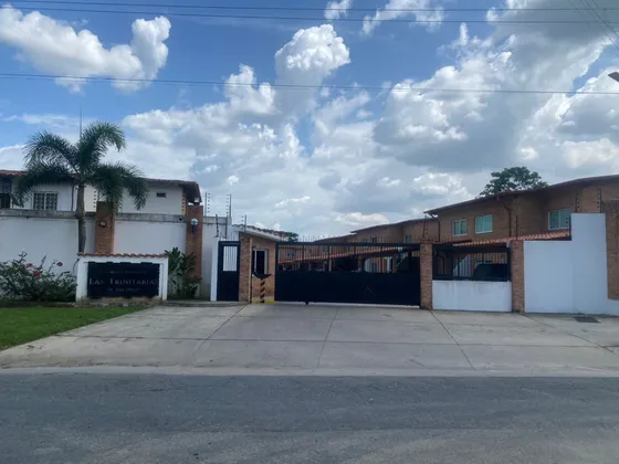 Venta Towh House Resd Las Trinitarias San Diego D48-11