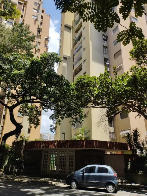 ¡oportunidad Unica En San Bernardino! Amplio Apartamento A La Venta.