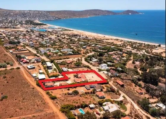 Casa Con Cabañas En Venta De 6 Dorm. En Guanaqueros Coquimbo