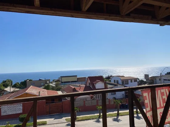Terreno Con Casa En Construcción Con Vista Al Mar Quintero