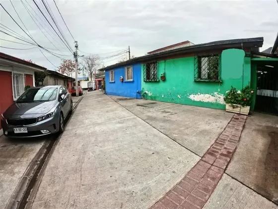 Casa En Venta En Villa La Reina