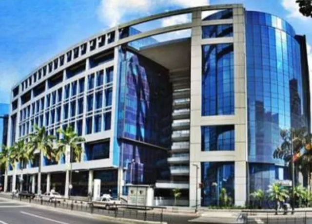 Moderna Oficina De 120 Mts En El Centro Lido, (el Rosal), Caracas
