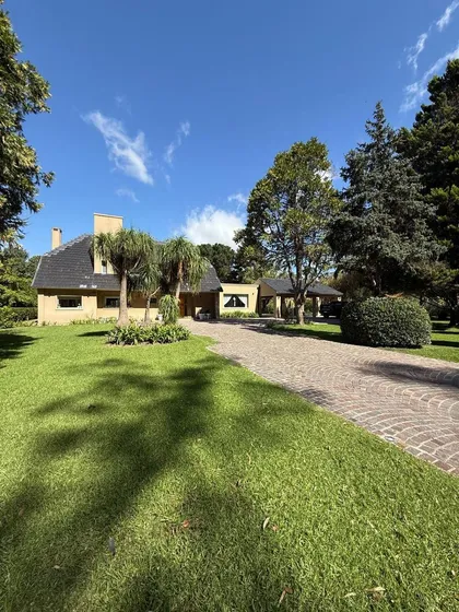 Venta Increible Propiedad  Country Club El Paraiso  Guernica.