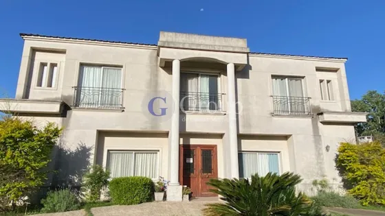 Casa Chalet  En Venta En El Recodo, Pilar, G.b.a. Zona Norte