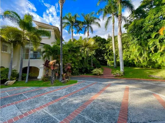 Se Vende Casa 2000m²  6h+s 7b+s 16p En Country Club