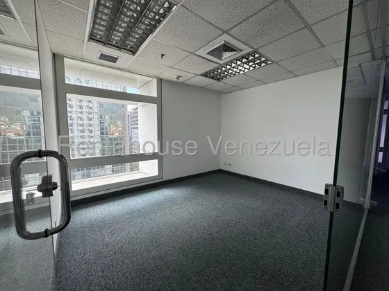 Dc Oficina En Venta En La Castellana 25-12441 Yf