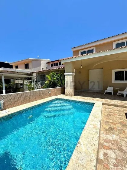Casa En Venta En Lechería Cr Casas Bote C