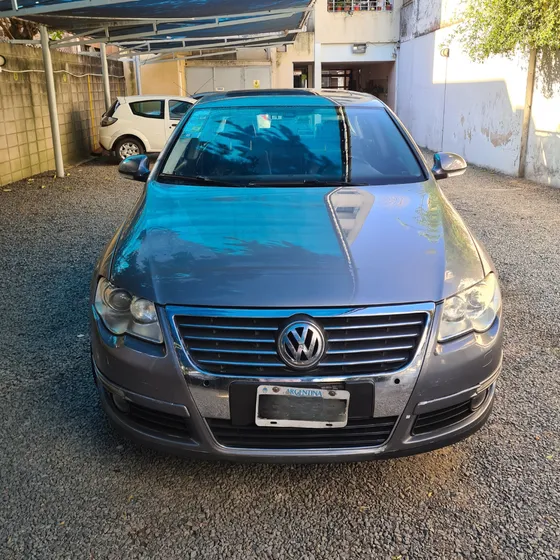 Volkswagen Passat 2.0 Fsi Luxury