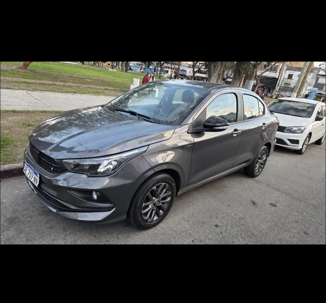 Fiat Cronos S-design 1.3532486110378741761
