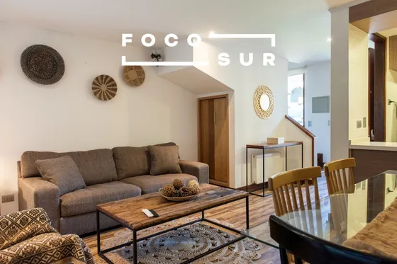 Casa Estilo Townhouse 3d/2b Con Quincho Techado.