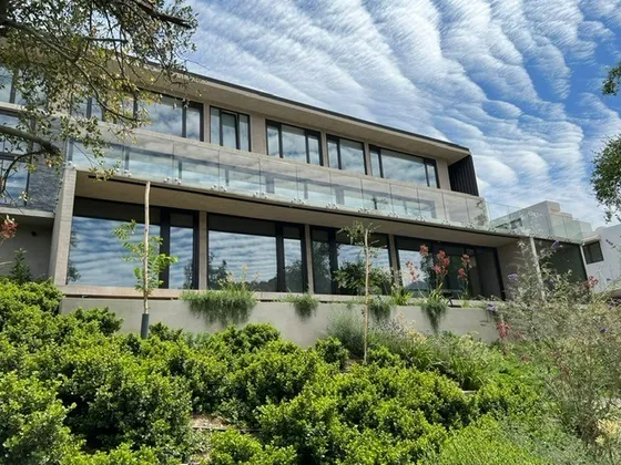 Espectacular Casa En Valle Escondido