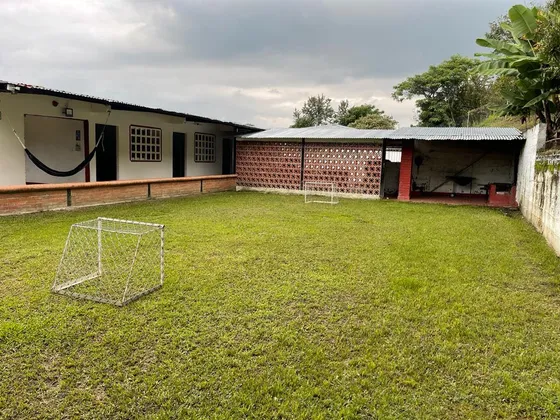 Finca De 1.300m2 Con Piscina En Venta La Buitrera Palmira Valle