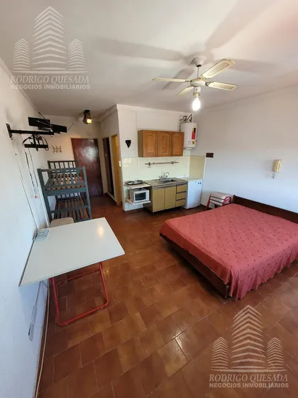 Departamento Monoambiente En 7mo Piso- Sarmiento 95