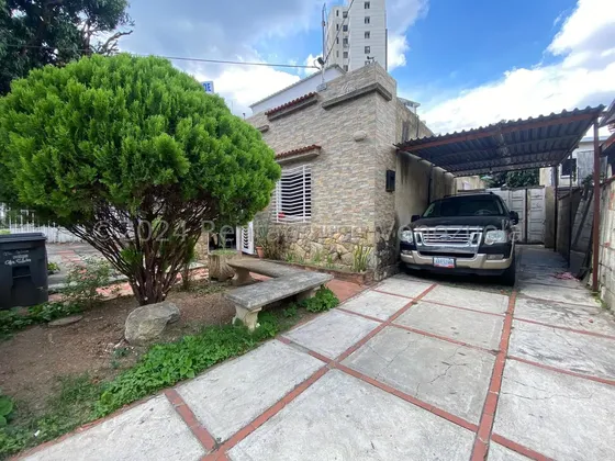 Casa Comercial En Venta En Los Palos Grandes Chacao Caracas 485 Metros Terreno