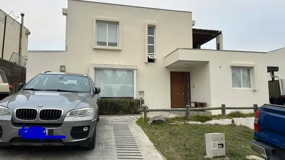 Hermosa Casa Residencial 5d 4b 3est