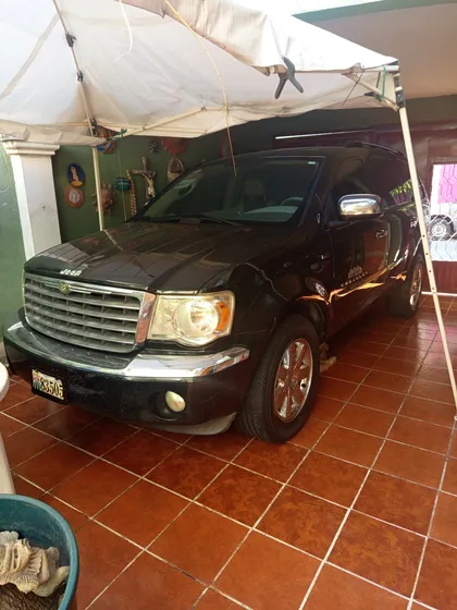 Chrysler Aspen 4.7 Limited Qc Abs 4x2 Mt