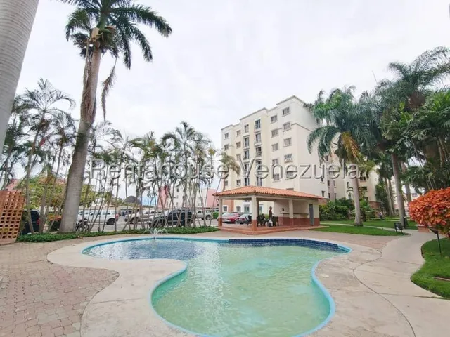 Sorangel Vargas Vende Bello Apartamento Con Piscina, Piso Medio , Excelente Ubicacion. Metropolitano Javier Zona Oeste Barquisimeto Mls #25-20063