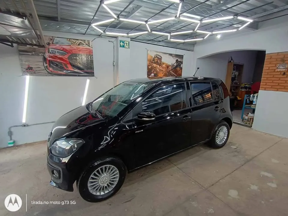 Volkswagen Up! 2017 1.0 Move I-motion 5p Volkswagen Up! 2017 1.0 Move I-motion 5p