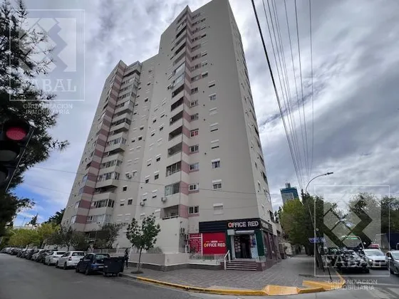 Departamento Alquiler Centro, 3 Dormitorios, 2 Baños, Balcón Y Cochera 