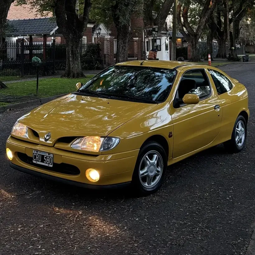 Renault Megane 2.0