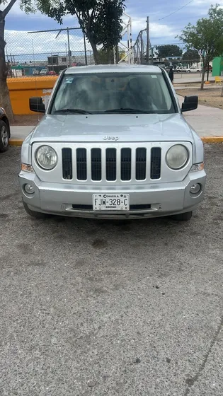 Jeep Patriot Sport 4x2 Cvt