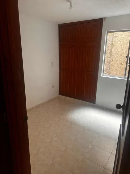 Apto En Barrio Alfonso López , Muy Central