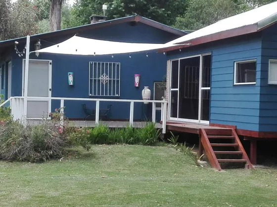 Casa En Venta - 2 Dormitorios 2 Baños - 1.330mts2 - Islas De Tigre
