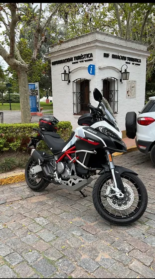 Multistrada 950 S  Gp White 