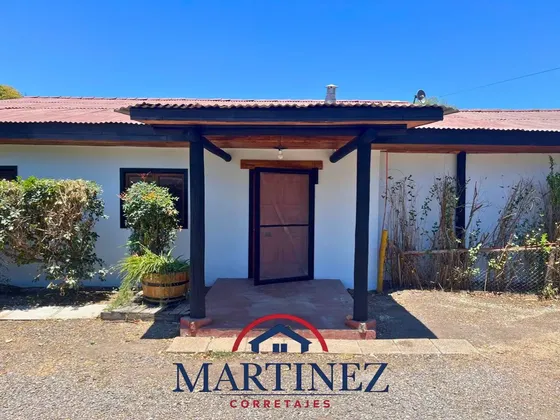 Casa De Campo En Arriendo , Linderos