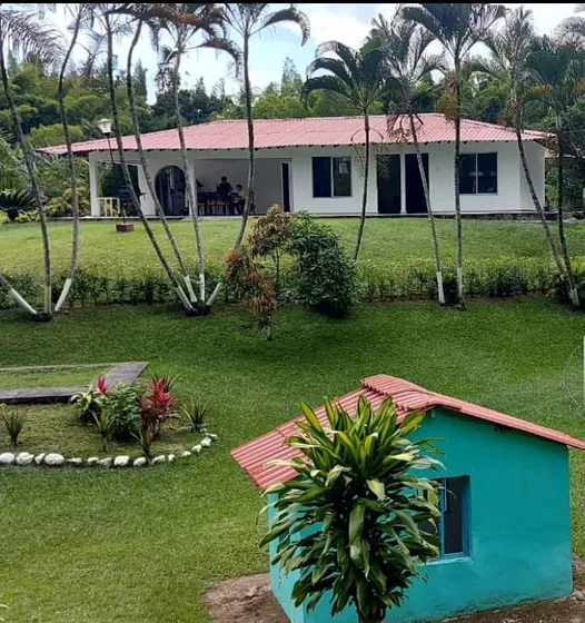 Venta Centro Recreacional Santágueda Palestina | Casa Campestre