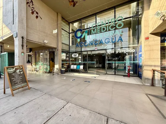 San Felipe - Vende Box En Centro Medico Integral Aconcagua