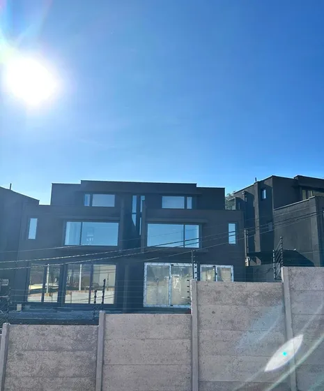 Condominio. Litres Abajo. Cesión. Mejor Precio Imposible