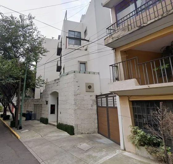 Departamento En Remate, Excelente Ubicación En San Diego Churubusco, Coyoacán!