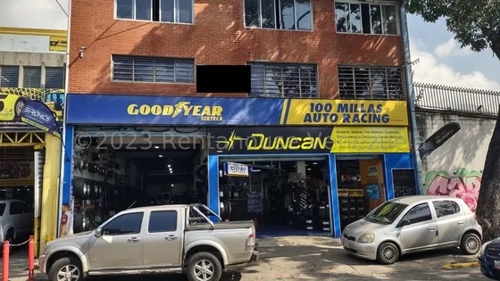 Excelente Edificio A Pie De Calle En Montecristo En Venta. Ch.