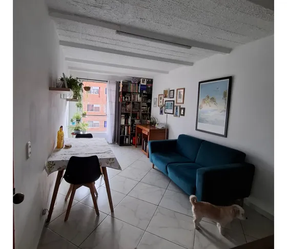 Apartamento  Con Parqueadero Cerca Placita Flores