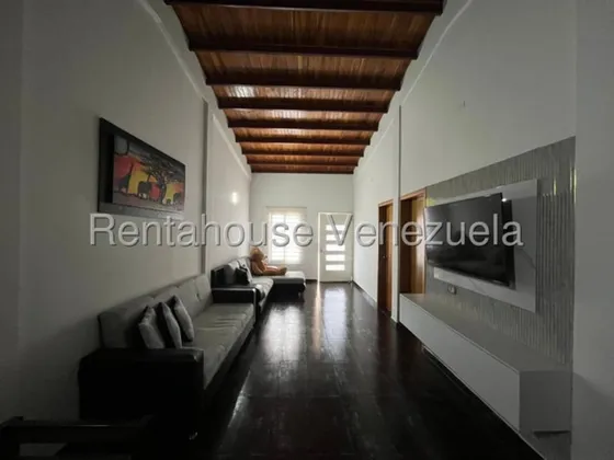 Milagros Inmuebles Casa Venta Cabudare Lara Av Ribereña Los Samanes Economica Residencial Economico Código Inmobiliaria Rent-a-house  25-15932