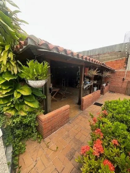 Casa Quinta Con Piscina Y Caney A Pie De Calle En Lecheria