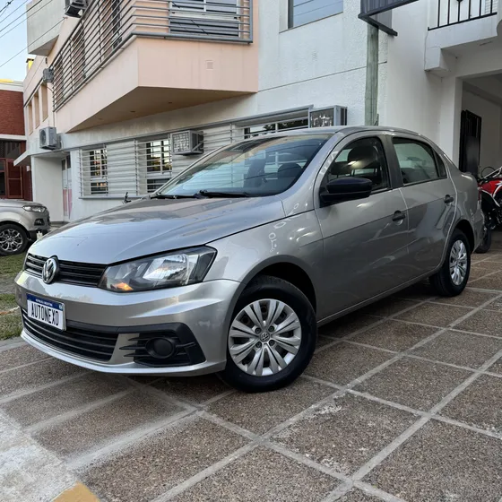 Volkswagen Voyage 1.6 Trenline 101cv