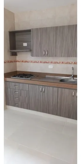Venta De Casa Multifamiliar Atanasio Girardot, Nororient De Cali 5948.