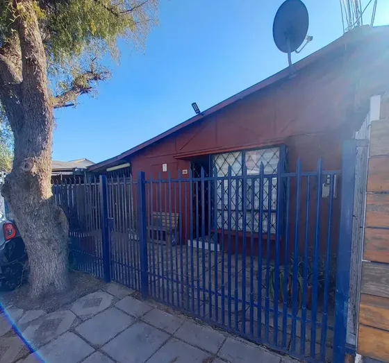 Casa 3d 1b Estacionamiento, Pasaje Con Portón, Puente Alto