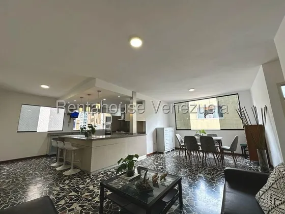 Centrico Apartamento En Alquiler____rahml ____ 25-20130