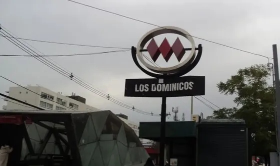 Amplio Estacionamiento A Pasos De Metro Los Domínicos
