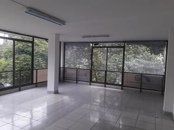 Oficina En Arriendo En Santa Monica. Cod A9124